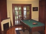 Billiard room 